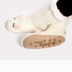 NWT Just Cozy Slipper socks